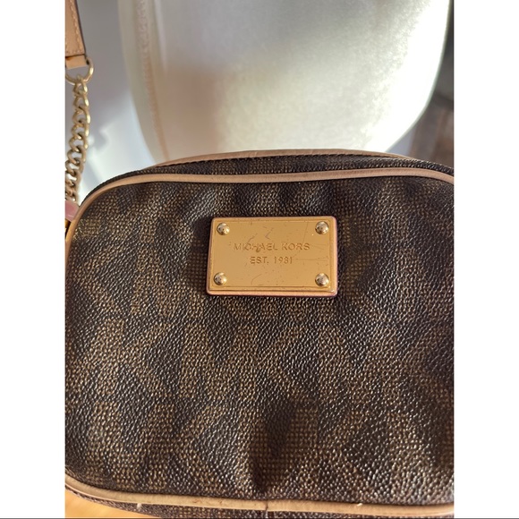 Michael Kors crossbody bag - Picture 2 of 9